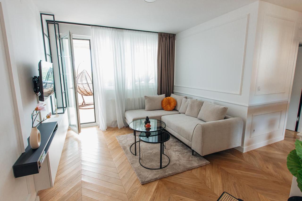 Stan Na Dan - Chic Home Banja Luka Luaran gambar